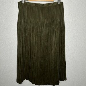 Coldwater Creek Pleated Army Green Skirt LP